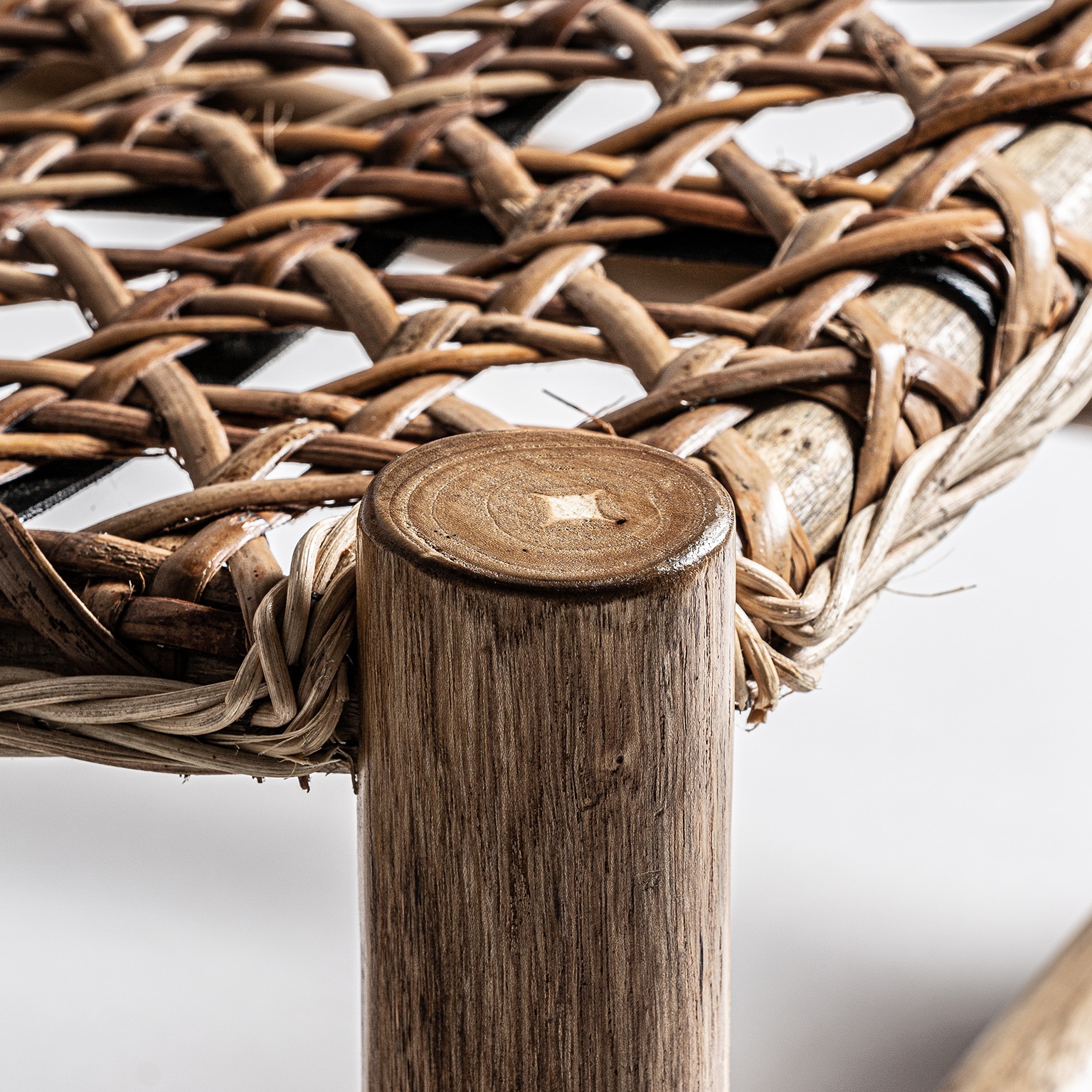 ILIOS - Canapé en rotin et pieds en bois de teck. Fauteuil en rotin  naturel-Hydile